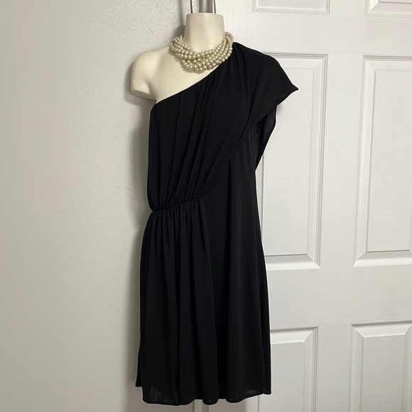 Zara Dress - Picture 2 of 2